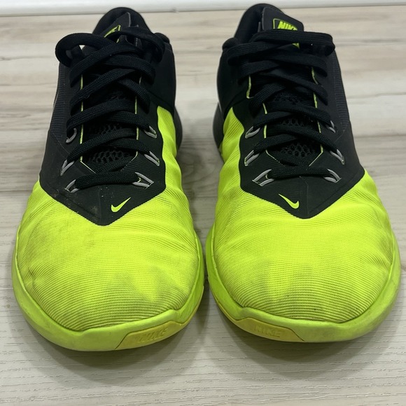 Nike FS Lite Trainer 4 Running Shoes Mens 9.5 Black Sneakers Trainers 844794-001 - Picture 2 of 8